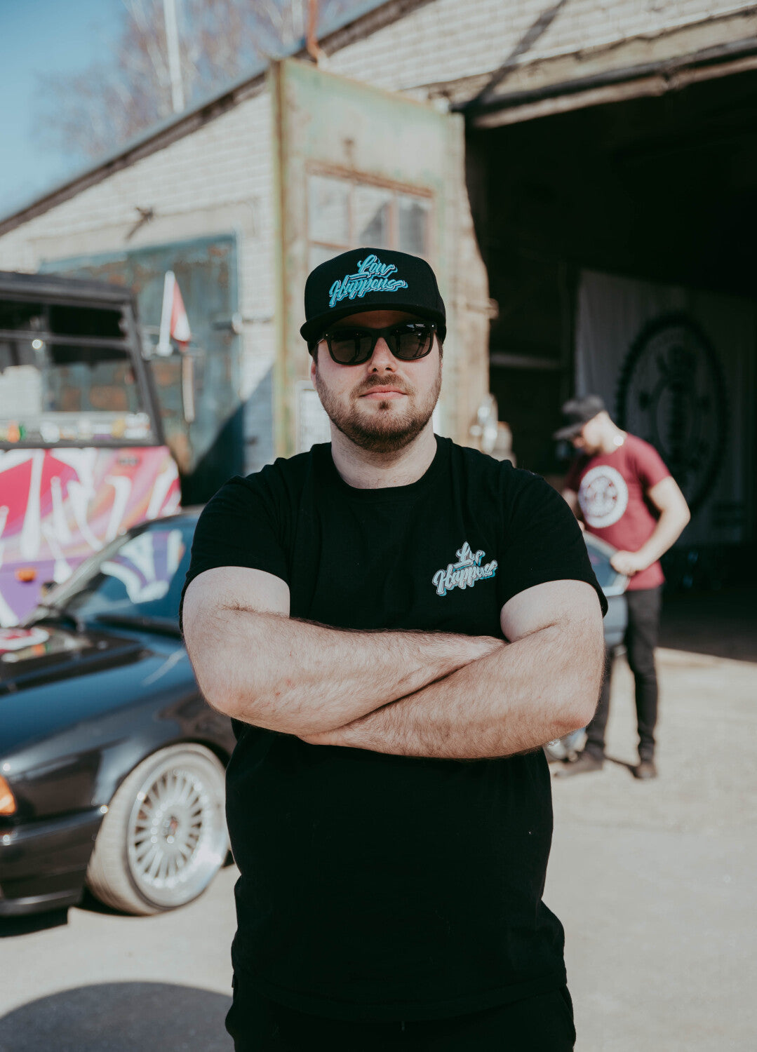 Snap back ar MINT izšuvumu